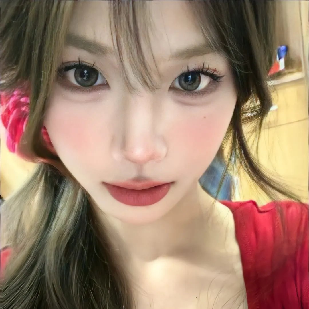 黑夜里的眼睛